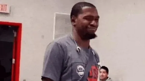 激情碰撞！近4战3胜，NBA焦点对决：活塞VS掘金，不容错过的精彩盛宴！